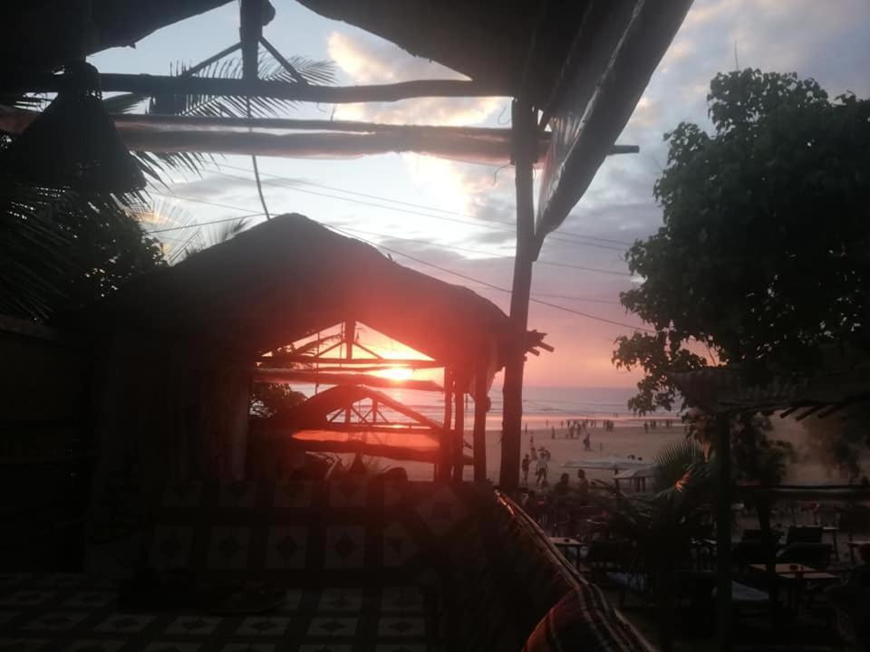 Laughing Buddha Hostel Arambol Exterior photo
